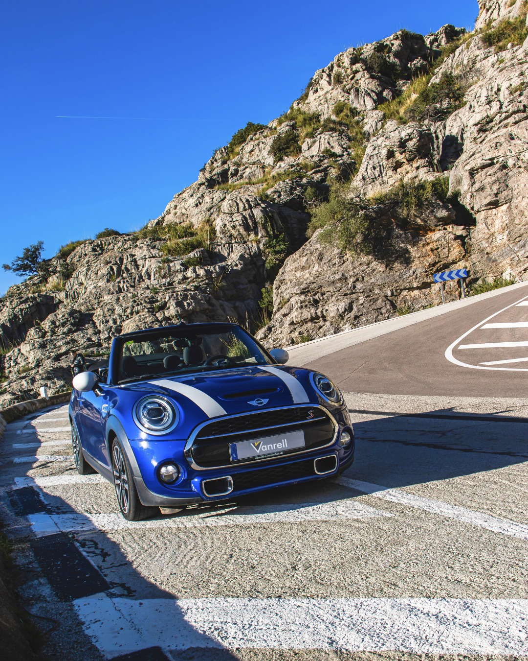 Mallorca – mountain roads by car